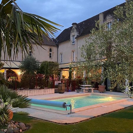 Logis Hostellerie Des Ducs Duras Exteriér fotografie